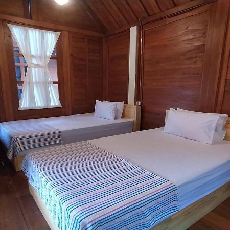 Auberge de jeunesse Seger Nusantara à Kalisat Extérieur photo